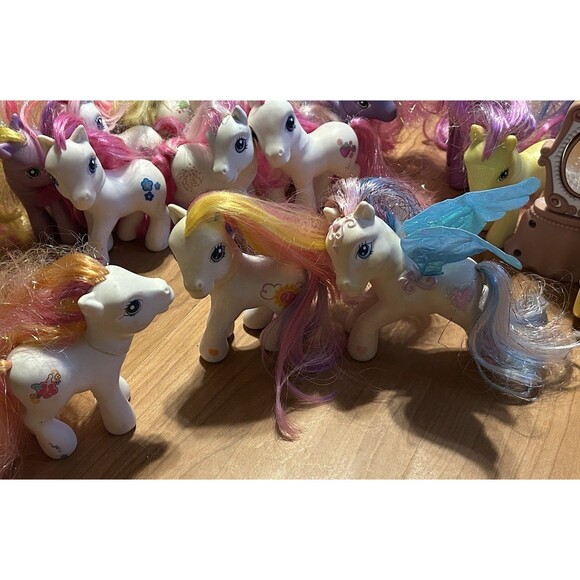 My Little Pony G3 Lot 2003-2009 Hasbro 100+ Ponies Accessories Clothes Playsets - Picture 8 of 16